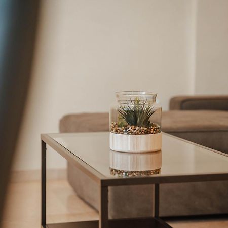 Gran Apartamento De 3 Habitaciones Junto A La Catedral Málaga Eksteriør billede