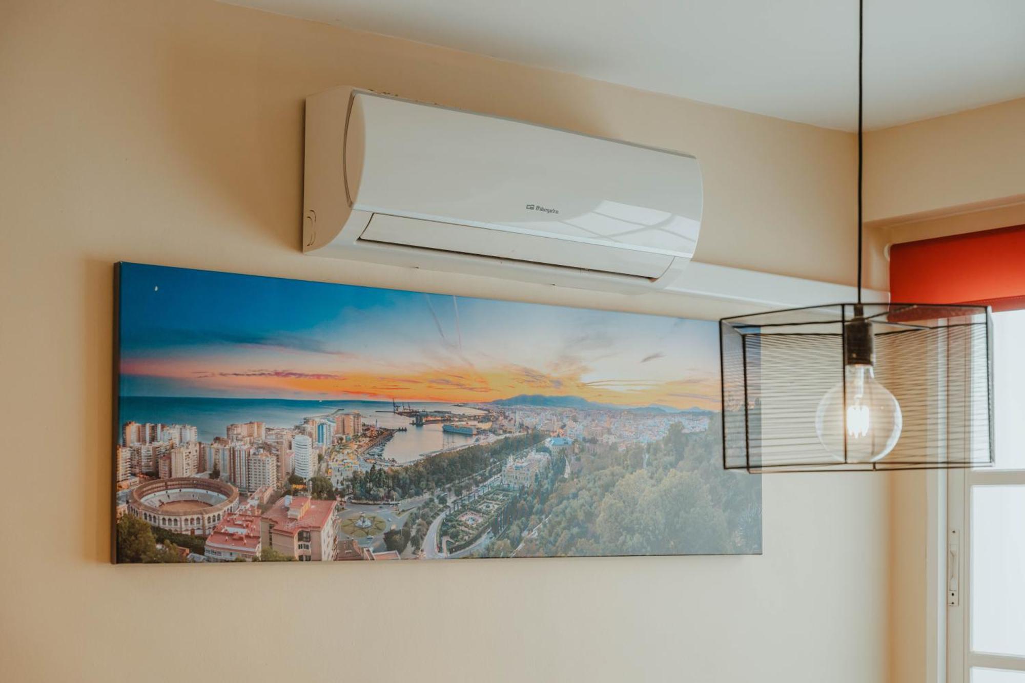 Gran Apartamento De 3 Habitaciones Junto A La Catedral Málaga Eksteriør billede
